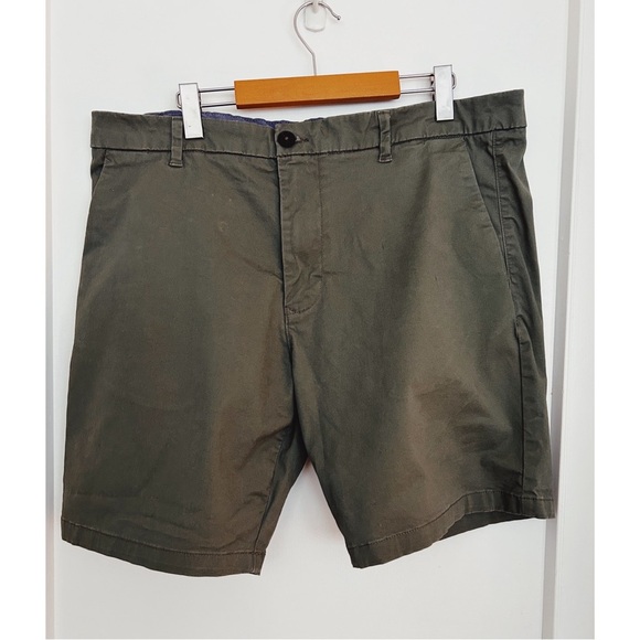 Scott Ellis Other - Men’s Scott Ellis Army Green Cotton Bermuda Shorts Size 36R